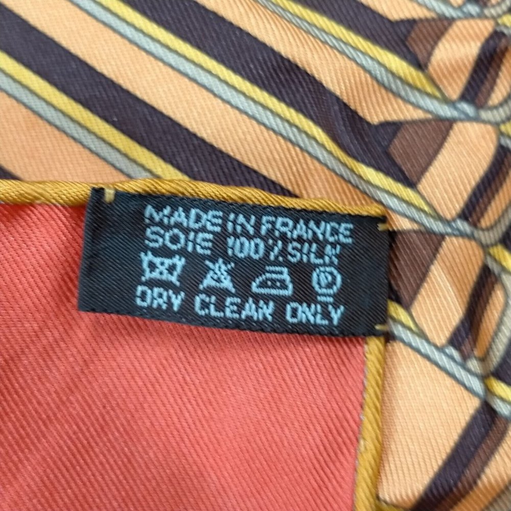 Hermes scarf Carre 90 Oranges Silk100% - Picture 4 of 11